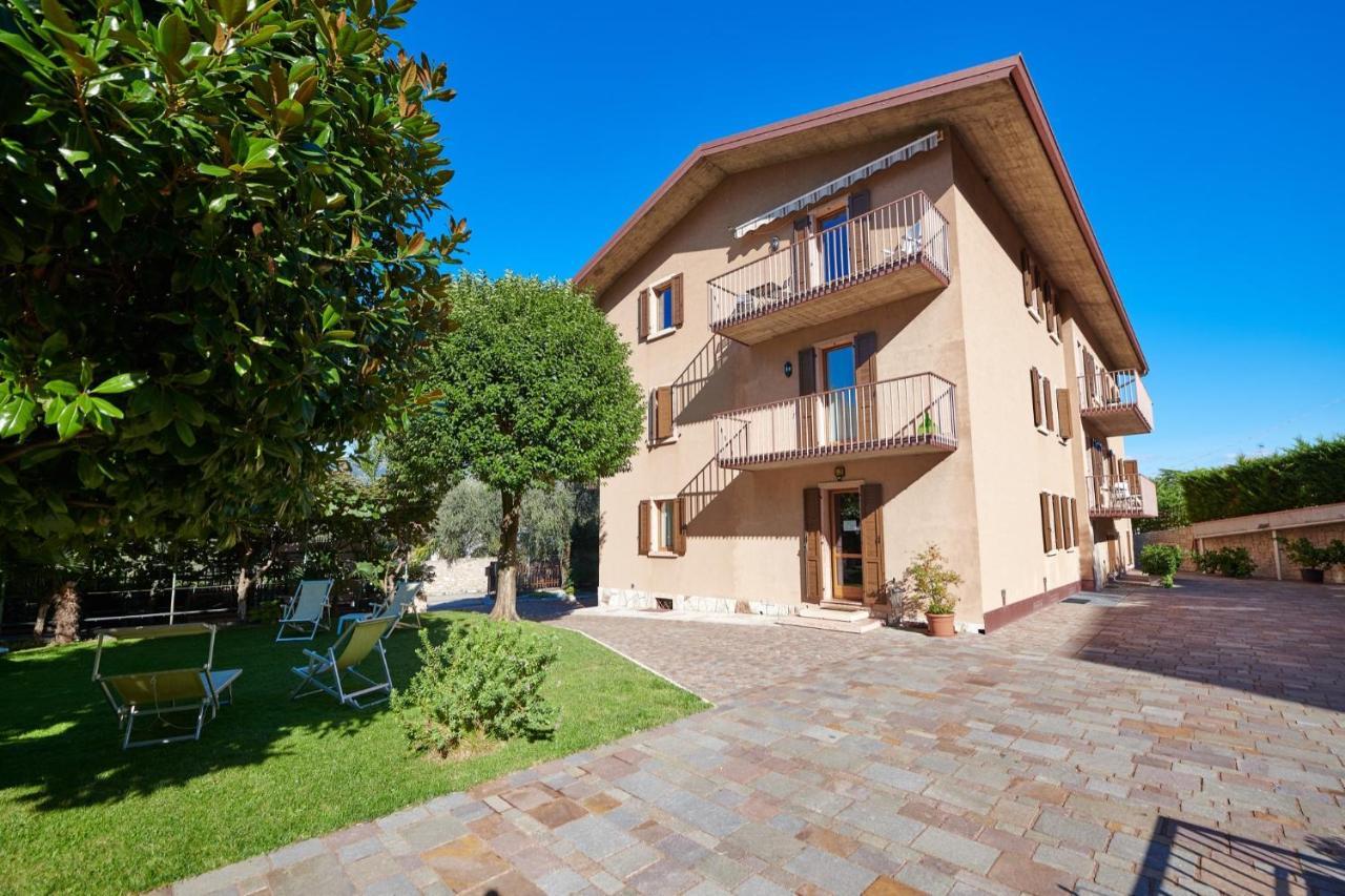 Casa Milani Malcesine Apt 4 Lägenhet Exteriör bild